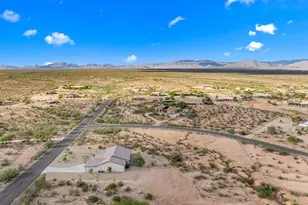 22050 W El Grande Trail, Wickenburg, AZ 85390 - Photo 34