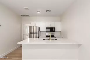 1243 E Adams St, Phoenix, AZ 85034 - Photo 6
