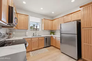17850 N 68th St, Phoenix, AZ 85054 - Photo 2