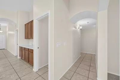 7156 W Flynn Lane, Glendale, AZ 85303 - Photo 6
