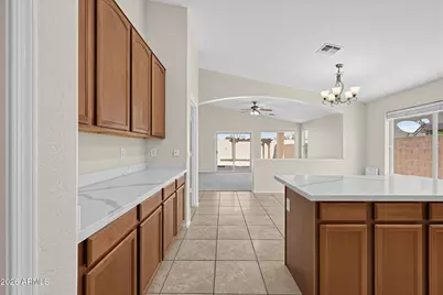 7156 W Flynn Lane, Glendale, AZ 85303 - Photo 8