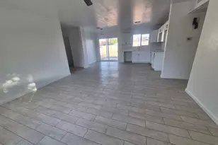 3310 E Angela Dr, Phoenix, AZ 85032 - Photo 10