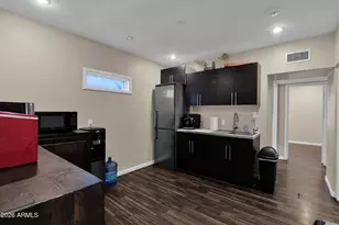 1111 W McDowell Rd, Phoenix, AZ 85007 - Photo 24