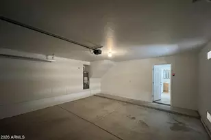10925 W Kaler Dr, Glendale, AZ 85307 - Photo 24