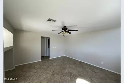 10925 W Kaler Drive, Glendale, AZ 85307 - Photo 8