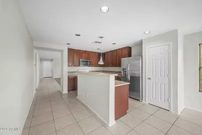 25535 W Burgess Lane, Buckeye, AZ 85326 - Photo 6