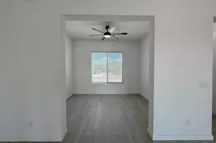 24034 N 197th Dr, Surprise, AZ 85387 - Photo 6