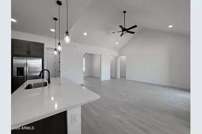 24034 N 197th Drive, Surprise, AZ 85387 - Photo 8