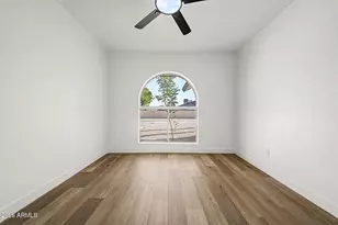 2910 W Sandra Terrace, Phoenix, AZ 85053 - Photo 22