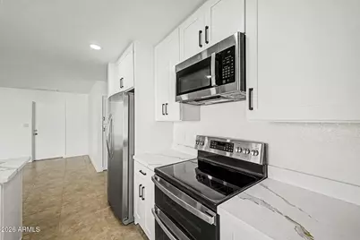 2910 W Sandra Terrace, Phoenix, AZ 85053 - Photo 16