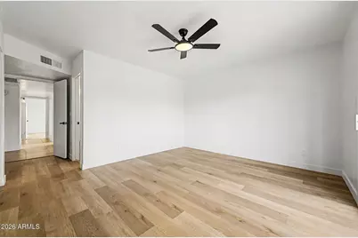 2910 W Sandra Terrace, Phoenix, AZ 85053 - Photo 18