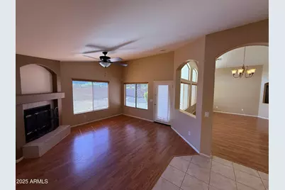 2321 W Straight Arrow Lane, Phoenix, AZ 85085 - Photo 14