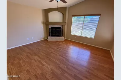 2321 W Straight Arrow Lane, Phoenix, AZ 85085 - Photo 16