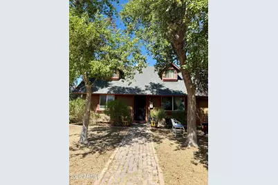 898 E Oakland Street, Chandler, AZ 85225 - Photo 1