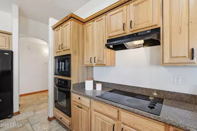 14706 S Country Club Drive, Arizona City, AZ 85123 - Photo 8
