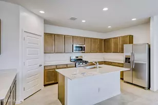 30266 W Wild Hazel Dr, Buckeye, AZ 85396 - Photo 4