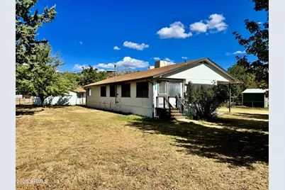 18233 S John Fry Avenue, Peeples Valley, AZ 86332 - Photo 32