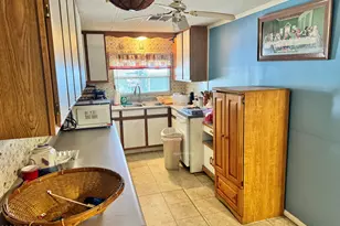 18233 S John Fry Ave, Peeples Valley, AZ 86332 - Photo 4