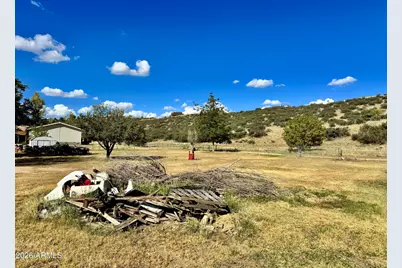 18233 S John Fry Avenue, Peeples Valley, AZ 86332 - Photo 26