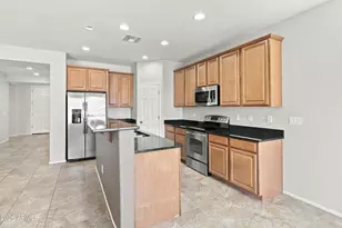 24072 N 164th Ave, Surprise, AZ 85387 - Photo 10
