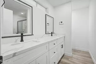 1103 E Watson Dr, Tempe, AZ 85283 - Photo 14