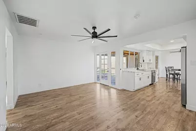 1103 E Watson Drive, Tempe, AZ 85283 - Photo 8