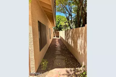 2363 W Comstock Drive, Chandler, AZ 85224 - Photo 4