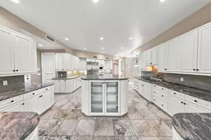 5881 W Del Lago Cir, Glendale, AZ 85308 - Photo 14