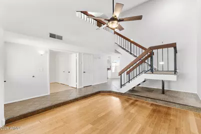 13223 N 25th Drive, Phoenix, AZ 85029 - Photo 2