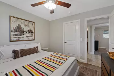 7936 E Moreland Street, Scottsdale, AZ 85257 - Photo 12