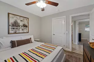 7936 E Moreland St, Scottsdale, AZ 85257 - Photo 12