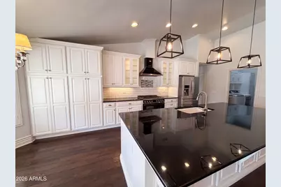 2599 E Arrowhead Trail, Gilbert, AZ 85297 - Photo 2