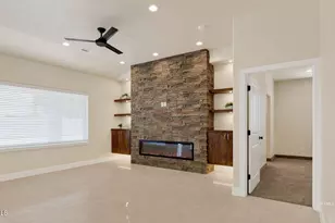 275 S Barlow St St, Colorado City, AZ 86021 - Photo 8