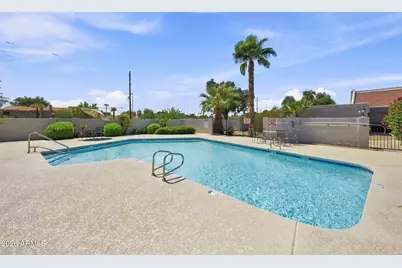 324 E Ambassador Drive, Tempe, AZ 85288 - Photo 48