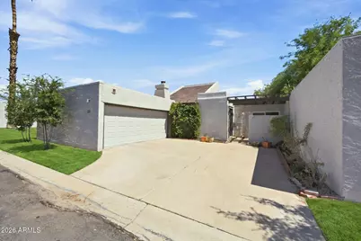 324 E Ambassador Drive, Tempe, AZ 85288 - Photo 2
