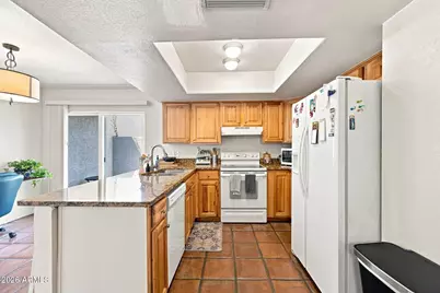324 E Ambassador Drive, Tempe, AZ 85288 - Photo 18