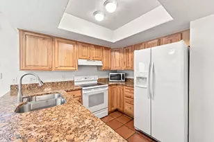 324 E Ambassador Dr, Tempe, AZ 85288 - Photo 16