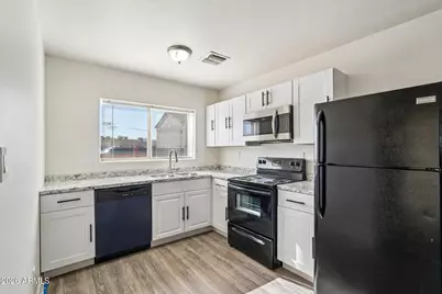 1344 E Pueblo Avenue, Phoenix, AZ 85040 - Photo 12