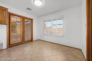 8122 S Palm Dr, Tempe, AZ 85284 - Photo 10