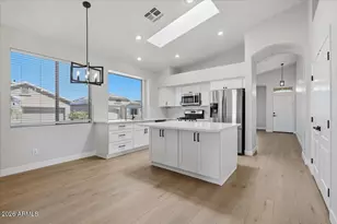 17320 N Thornberry Dr, Surprise, AZ 85374 - Photo 18