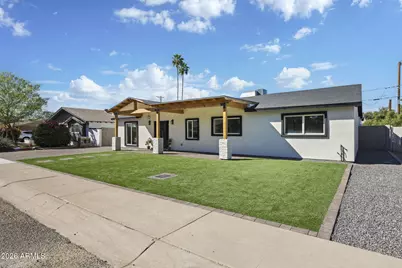 8632 E Highland Avenue, Scottsdale, AZ 85251 - Photo 4