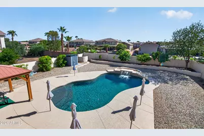 15809 W Mercer Lane, Surprise, AZ 85379 - Photo 44