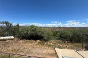 10635 E Reitz Cir, Cornville, AZ 86325 - Photo 14