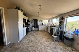 10635 E Reitz Cir, Cornville, AZ 86325 - Photo 12