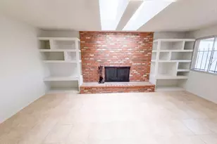 8301 N 47th Dr, Glendale, AZ 85302 - Photo 32