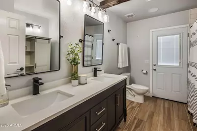852 W Caribbean Lane, Phoenix, AZ 85023 - Photo 18