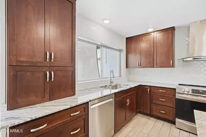 2901 W Kathleen Road, Phoenix, AZ 85053 - Photo 14