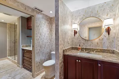 2201 N Central Avenue #8-C, Phoenix, AZ 85004 - Photo 32