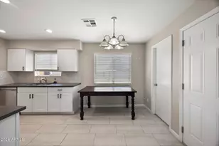 1835 W Behrend Dr, Phoenix, AZ 85027 - Photo 4