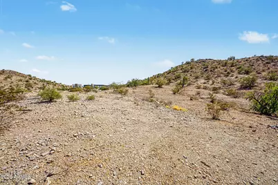 17691 W Estes Way #29, Goodyear, AZ 85338 - Photo 2